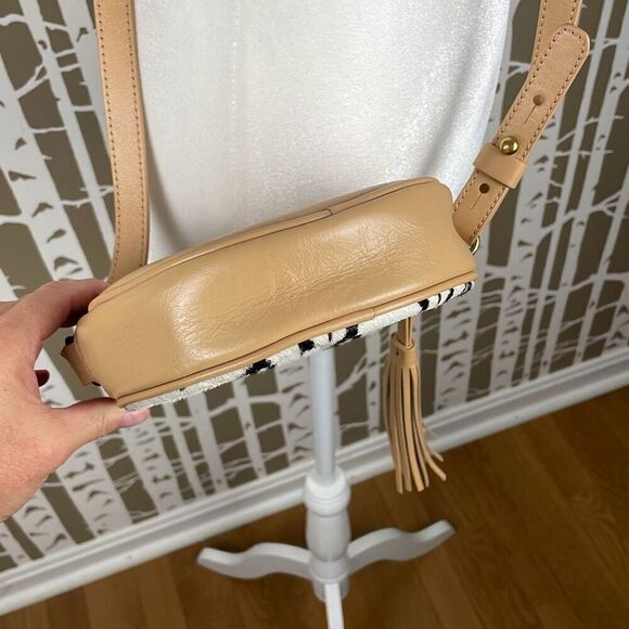 Cynthia Vincent Round Circular Ikat Print Hair Calf Leather Crossbody Bag - Picture 6 of 11